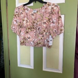 Hurley Pink Floral Puff Sleeve Crop Blouse